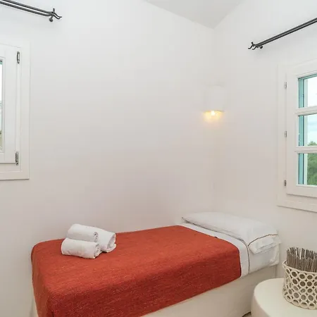Charming House In San Pantaleo Apartment