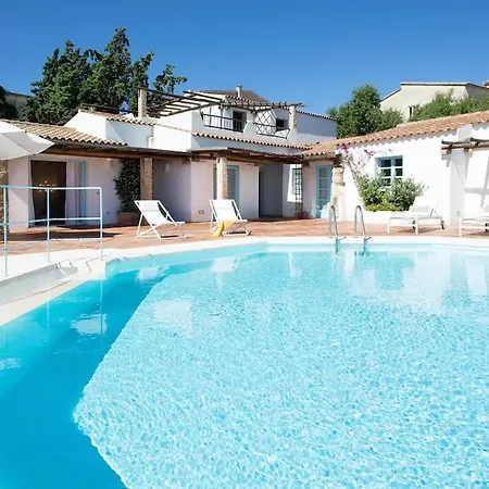 Appartement Charming House In San Pantaleo