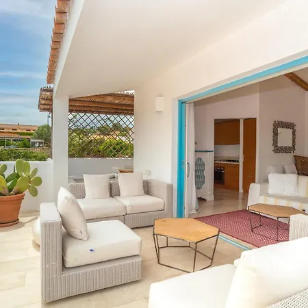 Διαμέρισμα Charming House In San Pantaleo *