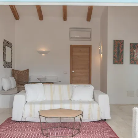 Charming House In San Pantaleo * Olbia