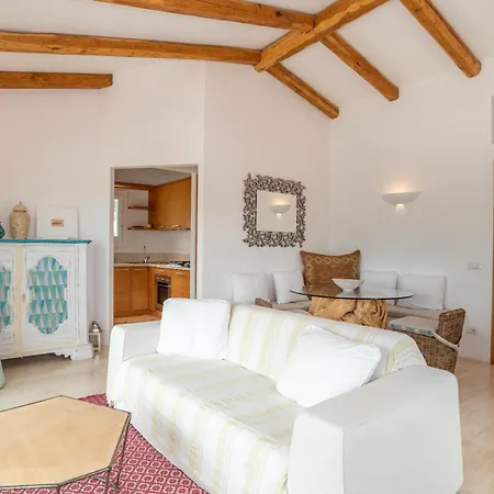 Appartement Charming House In San Pantaleo Olbia